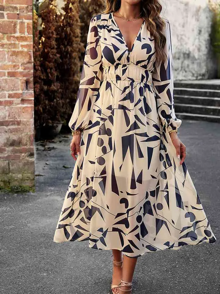 🌸 Printed V-Neck Long Sleeve Midi Dress 🌸