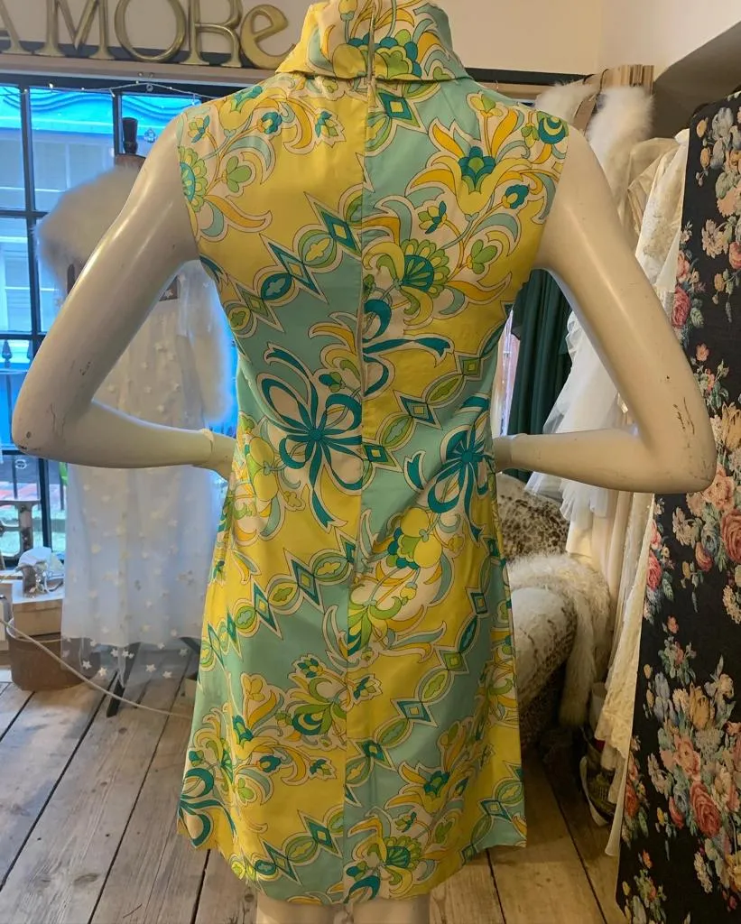 1960s Colin Glascoe Funnel Neck Shift Dress