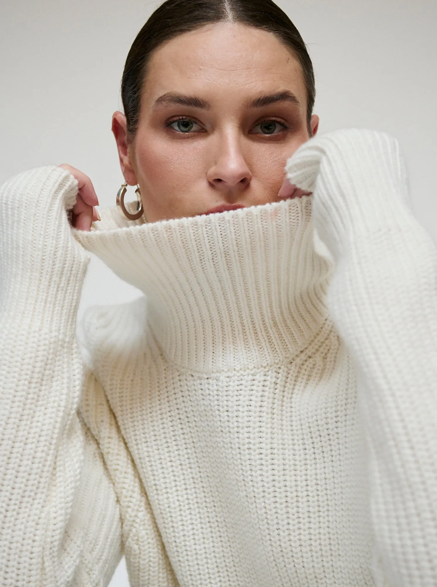 BARRIE Turtleneck sweater Ivory