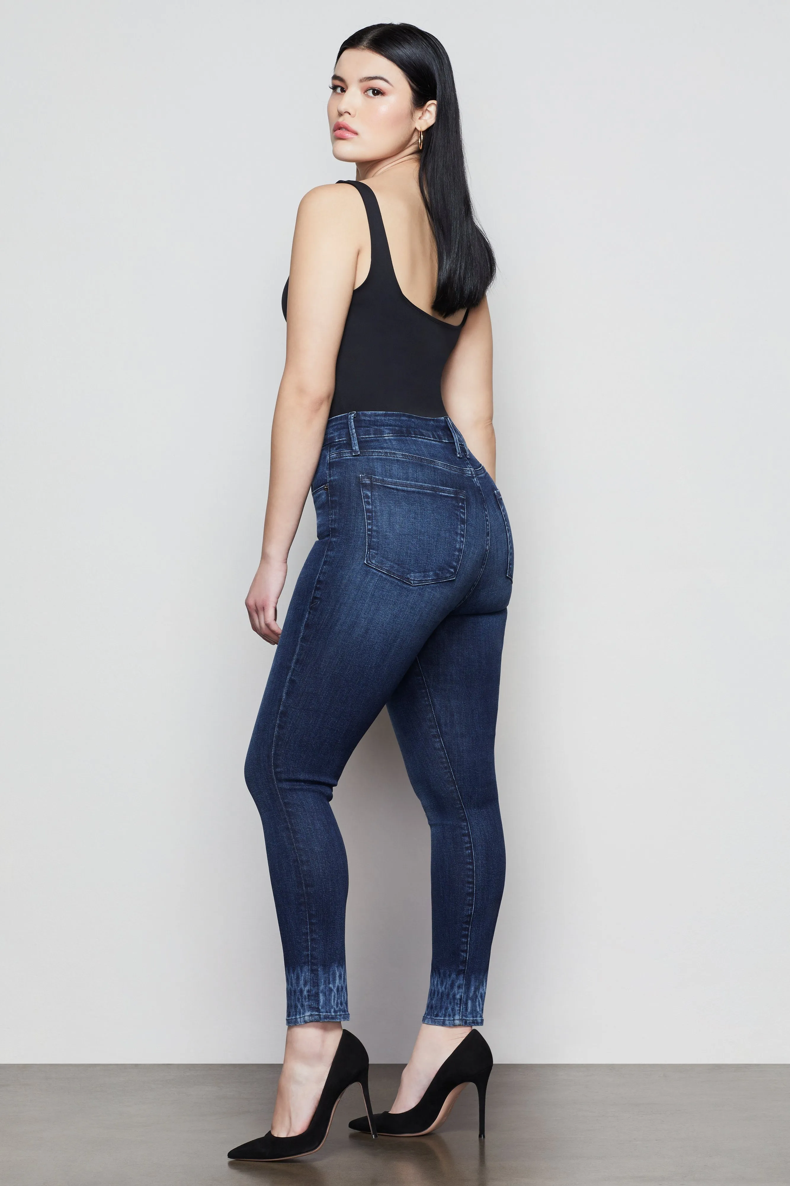 GOOD WAIST CROP | BLUE438