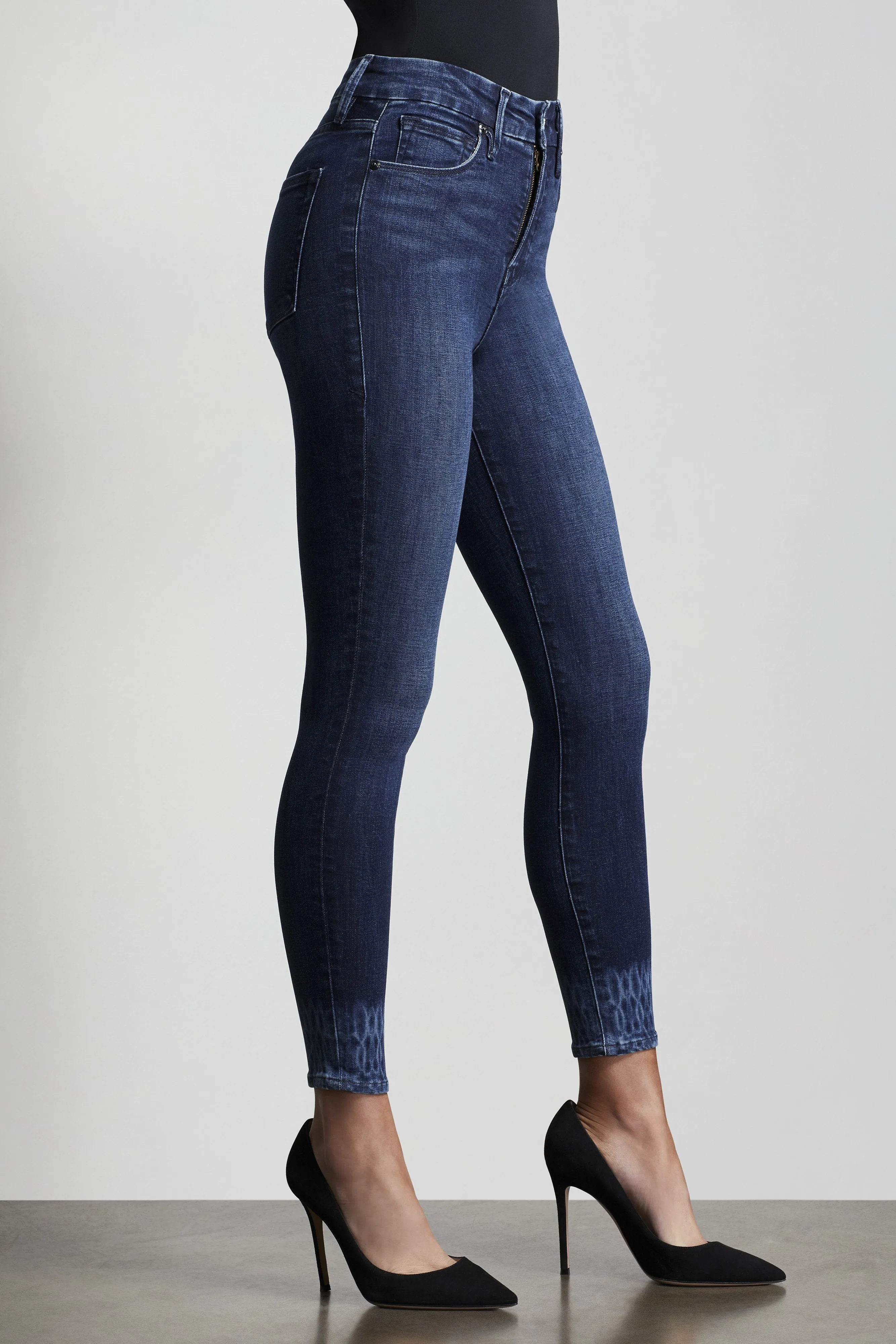 GOOD WAIST CROP | BLUE438