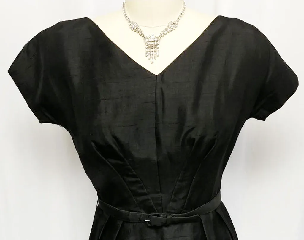 *VINTAGE 1950s BLACK SILK COAT & METAL ZIPPER DRESS ENSEMBLE